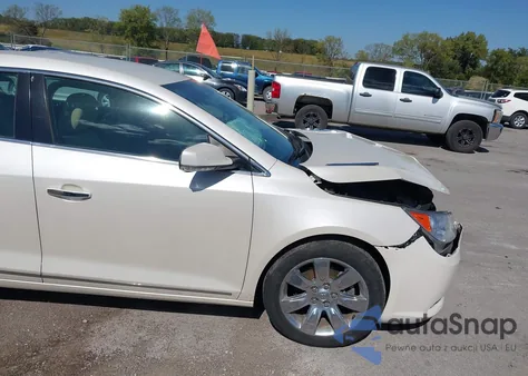 2013 Buick Lacrosse Leather Group z USA, uszkodzony, nr VIN 1G4GC5E3XDF324173